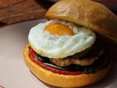 BREAKFAST SAUSAGE BUN