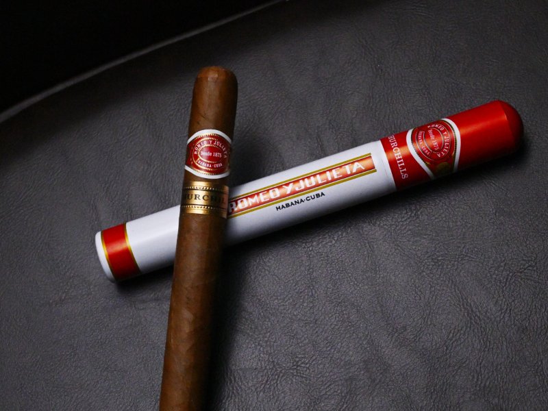Romeo Y Julieta ( Churchill )