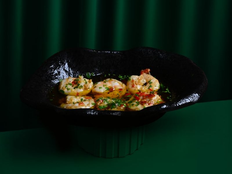 Pan-Sautéed Shrimp with Butter, Garlic & Chilli